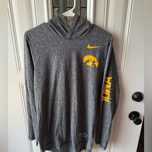 Men’s Iowa Hawkeye Nike long sleeve with hood